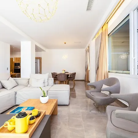 Residence * Rethymno (Crete)