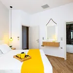בית נופש Residence *