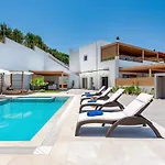 Residence *